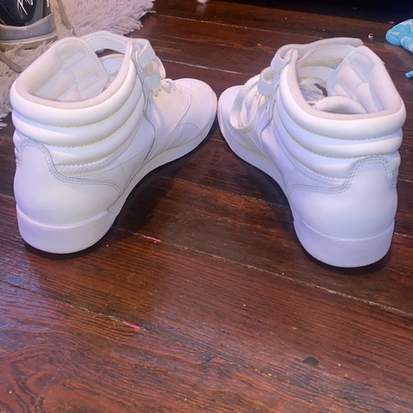 All white Reebok Classics - Picture 3 of 5